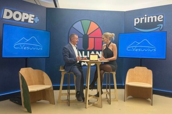 Catello intervista al salotto di Italian Stage