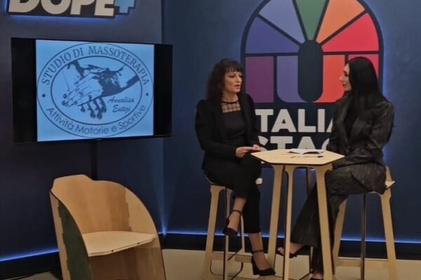 Annalisa Eutizi intervista salotto Italian stage