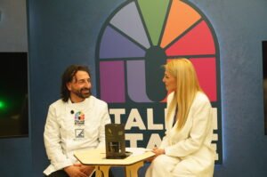 Leonardo Sarcina intervista salotto Italian Stage