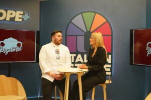 Messina Leonardo intervista salotto Italian Stage